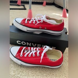 Red low-top converse